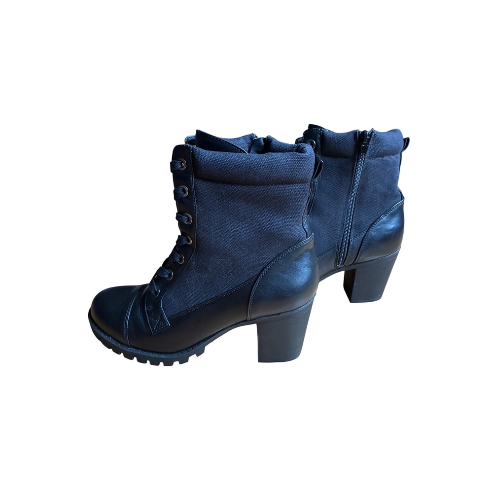 XOXO Black Combat Boots Lace Up Block Heel Lug Sole Ankle Boots 8.5M Goth Grunge